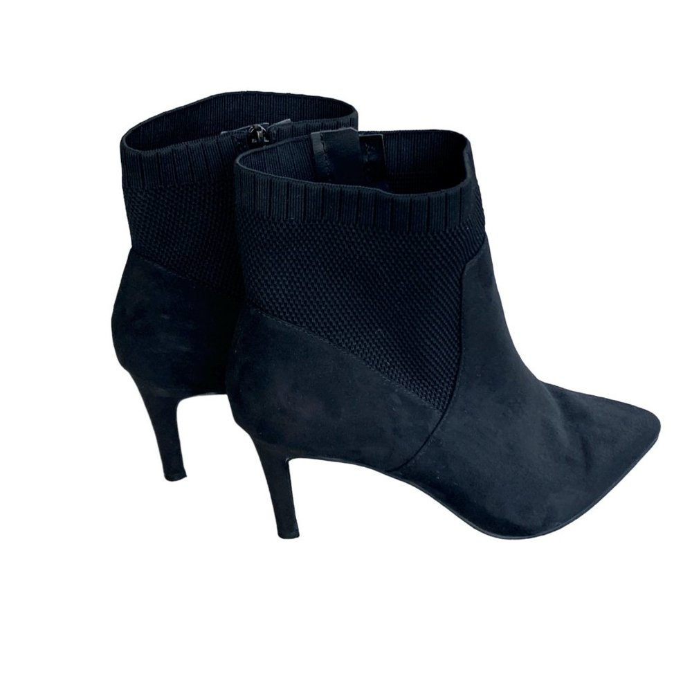 Torrid women's Stretch Heel Bootie size 8 WW black faux suede